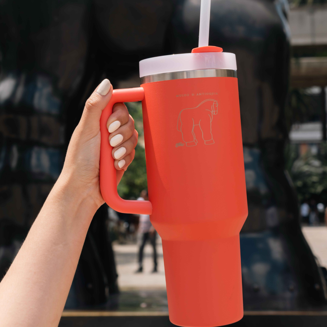 Termo Stanley Quencher 40oz Hot Coral - Edición Botero