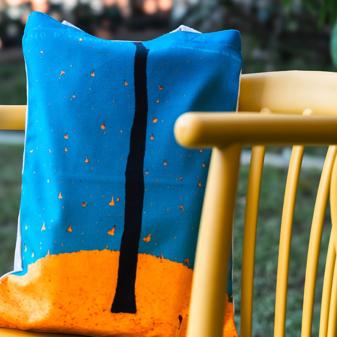 Tote bag